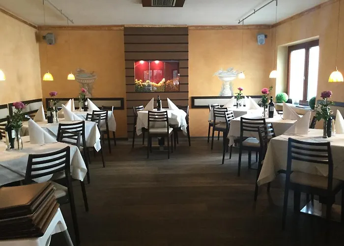 库里斯公寓酒店