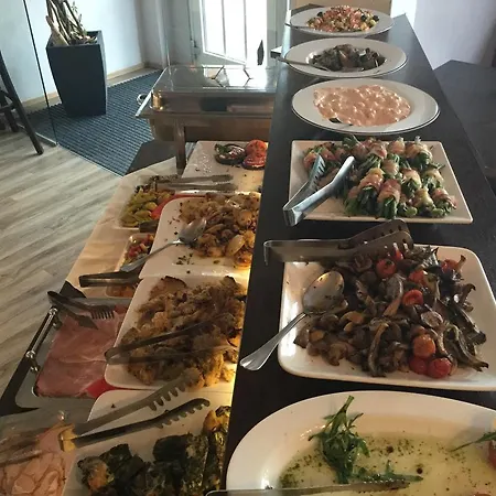 Kulisse Pensión Günzburg